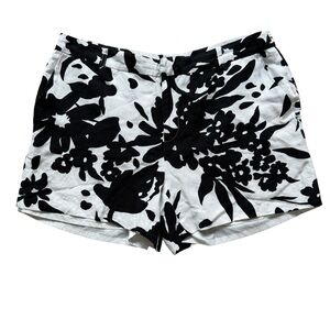 Neiman Marcus Women's Floral Chino Shorts Black Size 32 Casual Linen Blend Lined